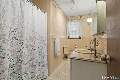 2010 Old Town Road, Trumbull, CT 06611 - Photo 21