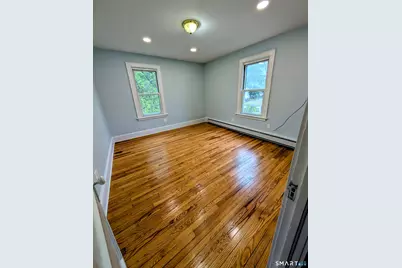 10 Wallace Street, New Britain, CT 06051 - Photo 9