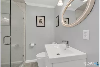 19 Robertson Drive, Hamden, CT 06518 - Photo 11