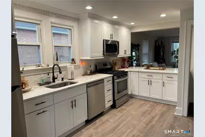 60 Weaver Street, Greenwich, CT 06831 - Photo 5