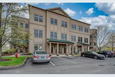 466 Heritage Road #2, Southbury, CT 06488 - Photo 5