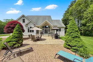 7 Charnley Rd, Enfield, CT 06082 - Photo 3