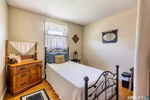 14 Hotchkiss Dr, Bristol, CT 06010 - Photo 17