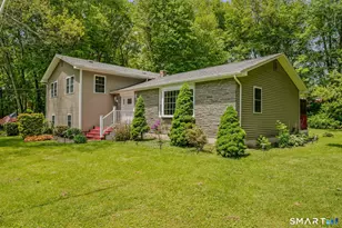 28 Adams Dr, Norwich, CT 06360 - Photo 3