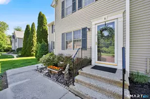 6 White Tail Ln, Wallingford, CT 06492 - Photo 5