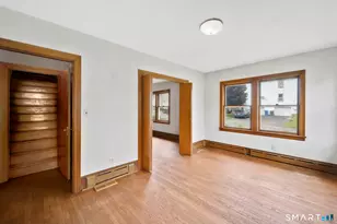 42 Bryan St, Waterbury, CT 06705 - Photo 5
