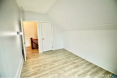 407 East Avenue, Bridgeport, CT 06610 - Photo 19