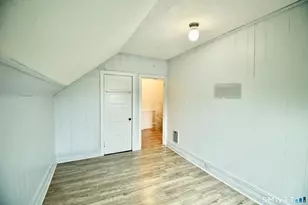 407 East Ave, Bridgeport, CT 06610 - Photo 21