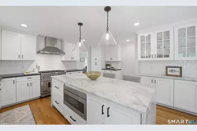 201 Middlesex Road, Darien, CT 06820 - Photo 7