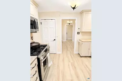 102 Peck Avenue, West Haven, CT 06516 - Photo 5