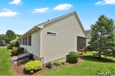 31 Ross Way #31, Windsor Locks, CT 06096 - Photo 31