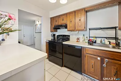 560 Yale Avenue #82, Meriden, CT 06450 - Photo 7