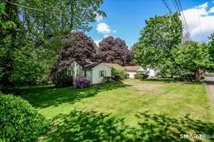 34 Valerie Ln, Danbury, CT 06811 - Photo 13