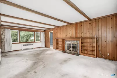 34 Valerie Lane, Danbury, CT 06811 - Photo 25