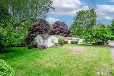 34 Valerie Lane, Danbury, CT 06811 - Photo 37
