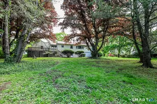 34 Valerie Ln, Danbury, CT 06811 - Photo 11