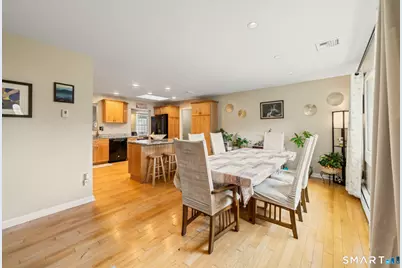 45 Carriage Lane, Milford, CT 06460 - Photo 3