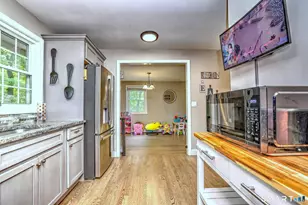 24 Hubbard Rd, North Branford, CT 06471 - Photo 21