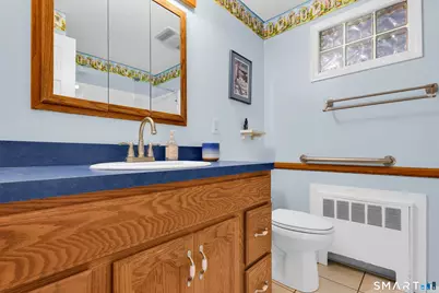 33 Dorothy Road, East Hartford, CT 06118 - Photo 27