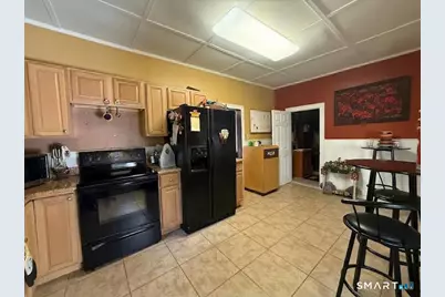 27 Milk Street, Meriden, CT 06451 - Photo 3