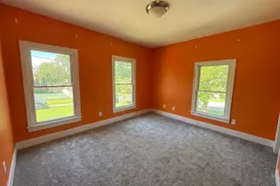 27 Milk St, Meriden, CT 06451 - Photo 13
