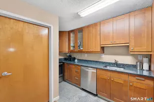 184 Pequot Ave, New London, CT 06320 - Photo 9