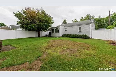 20 Pickett Street, Milford, CT 06460 - Photo 29