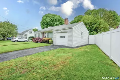 20 Pickett Street, Milford, CT 06460 - Photo 5