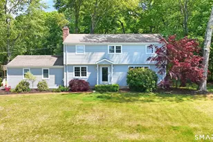 76 Greenbrier Rd, Trumbull, CT 06611 - Photo 35