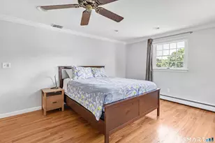 76 Greenbrier Rd, Trumbull, CT 06611 - Photo 19