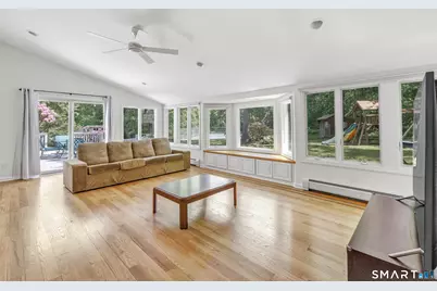 76 Greenbrier Road, Trumbull, CT 06611 - Photo 5