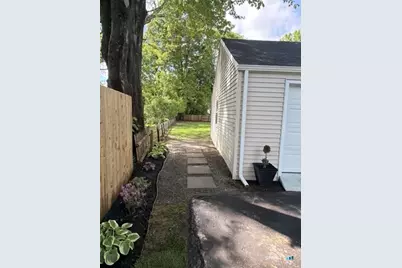 66 Middle Drive, East Hartford, CT 06118 - Photo 15