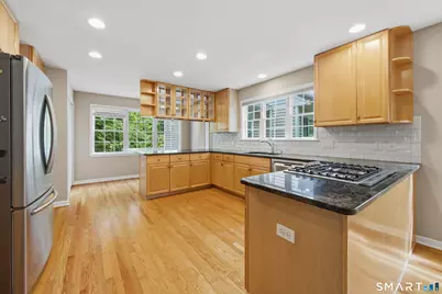 20 Pequot Court #20, Monroe, CT 06468 - Photo 7