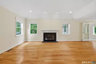 20 Pequot Ct, Monroe, CT 06468 - Photo 5