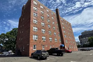 140 Grove St, Stamford, CT 06902 - Photo 3