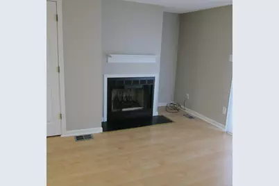 5 West Meadow Lane #4, Middletown, CT 06457 - Photo 3