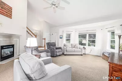 172 Summerfield Gardens #172, Shelton, CT 06484 - Photo 9