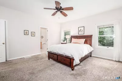 172 Summerfield Gardens #172, Shelton, CT 06484 - Photo 15