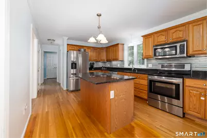 15 Sarah Drive, Oxford, CT 06478 - Photo 9