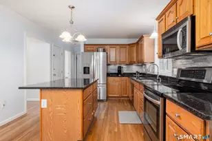 15 Sarah Dr, Oxford, CT 06478 - Photo 7