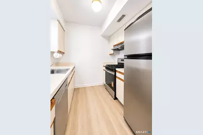 1690 Dixwell Avenue #B3, Hamden, CT 06514 - Photo 5