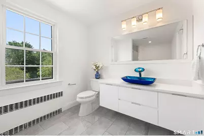 22 Ocean Drive North, Stamford, CT 06902 - Photo 17