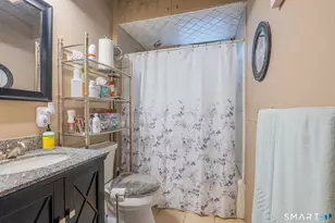 34 Grand St, Danbury, CT 06810 - Photo 21