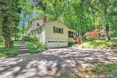 40 Owl Hill Trail, Trumbull, CT 06611 - Photo 3