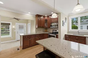 25 Penn Dr, West Hartford, CT 06119 - Photo 19