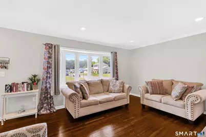 14 Roxbury Road, East Hartford, CT 06118 - Photo 7