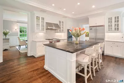 22 Sturges Commons, Westport, CT 06880 - Photo 5