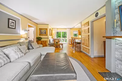 1067 Litchfield Turnpike, New Hartford, CT 06057 - Photo 13