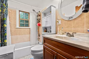 265 Jennings Ave, Bridgeport, CT 06610 - Photo 21