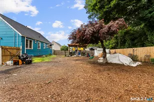 265 Jennings Ave, Bridgeport, CT 06610 - Photo 37